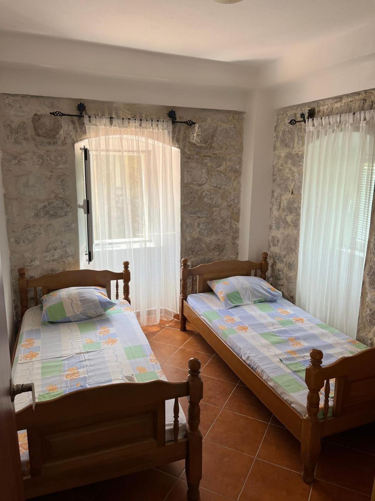 Pavle Apartmani 리산 외부 사진