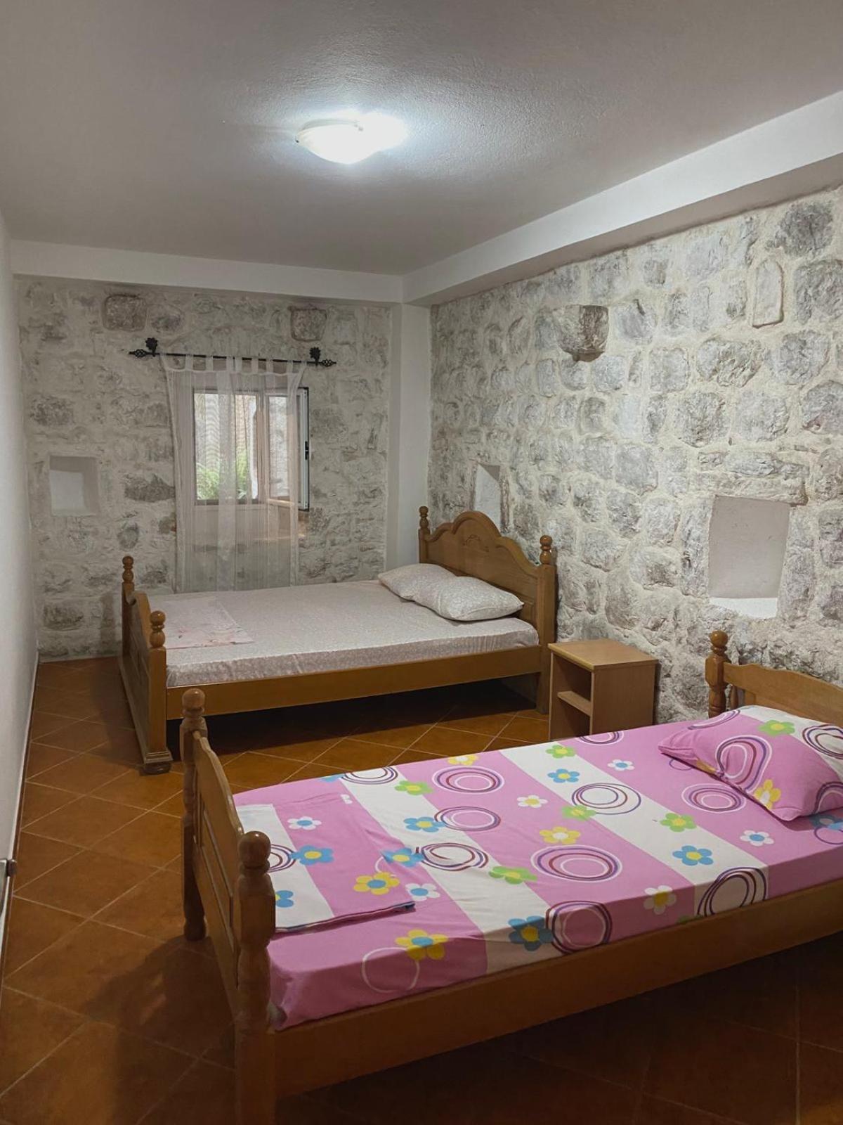 Pavle Apartmani 리산 외부 사진